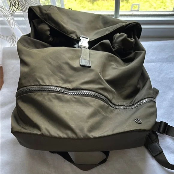 lululemon athletica | Bags | Lululemon Athletica Green  display picture 2